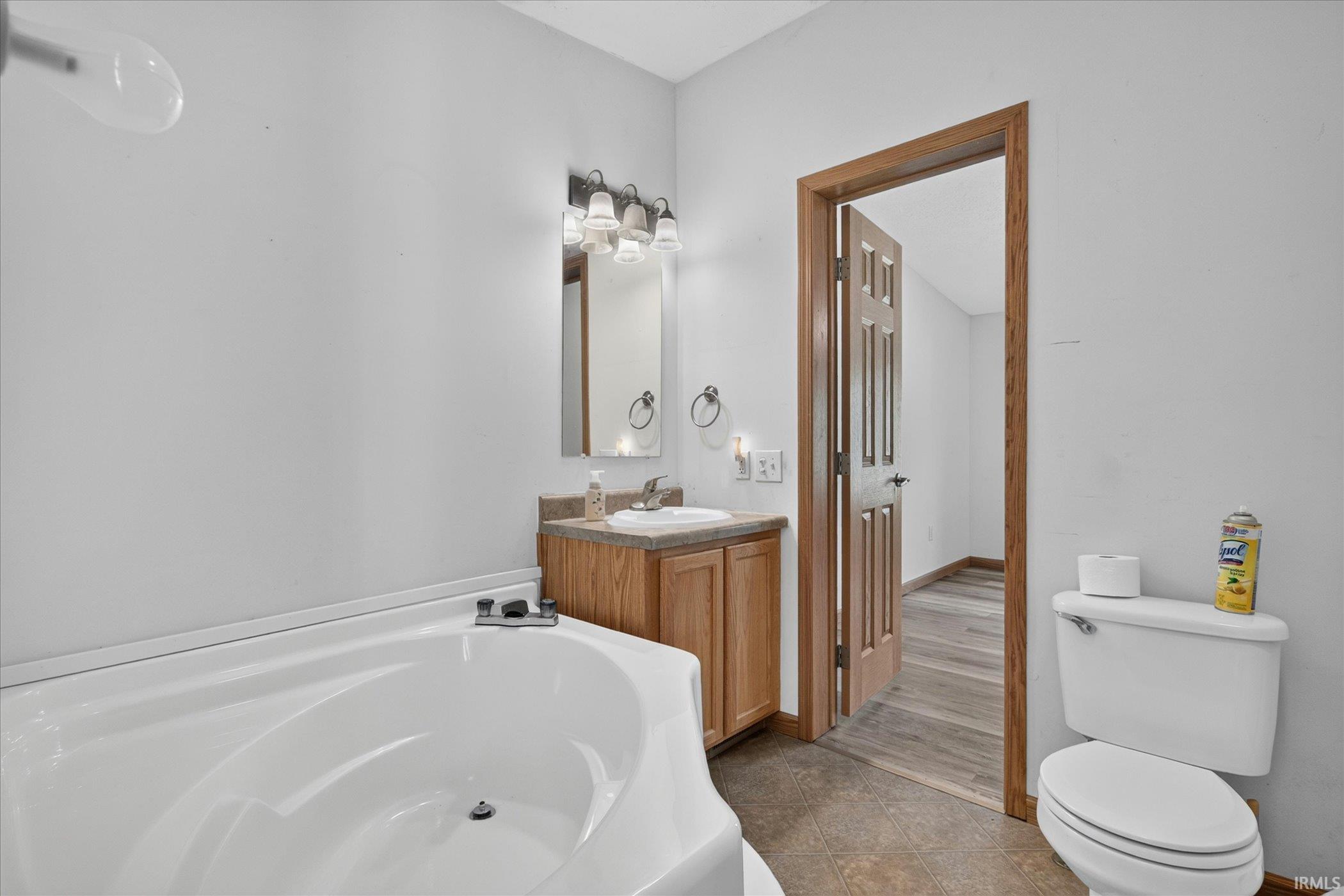 3168 S 700 E Knox IN 46534