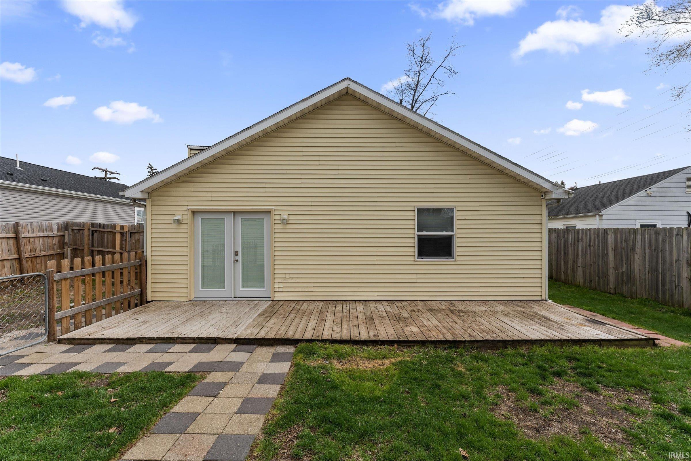 720 Orchard Drive Elkhart IN 46514