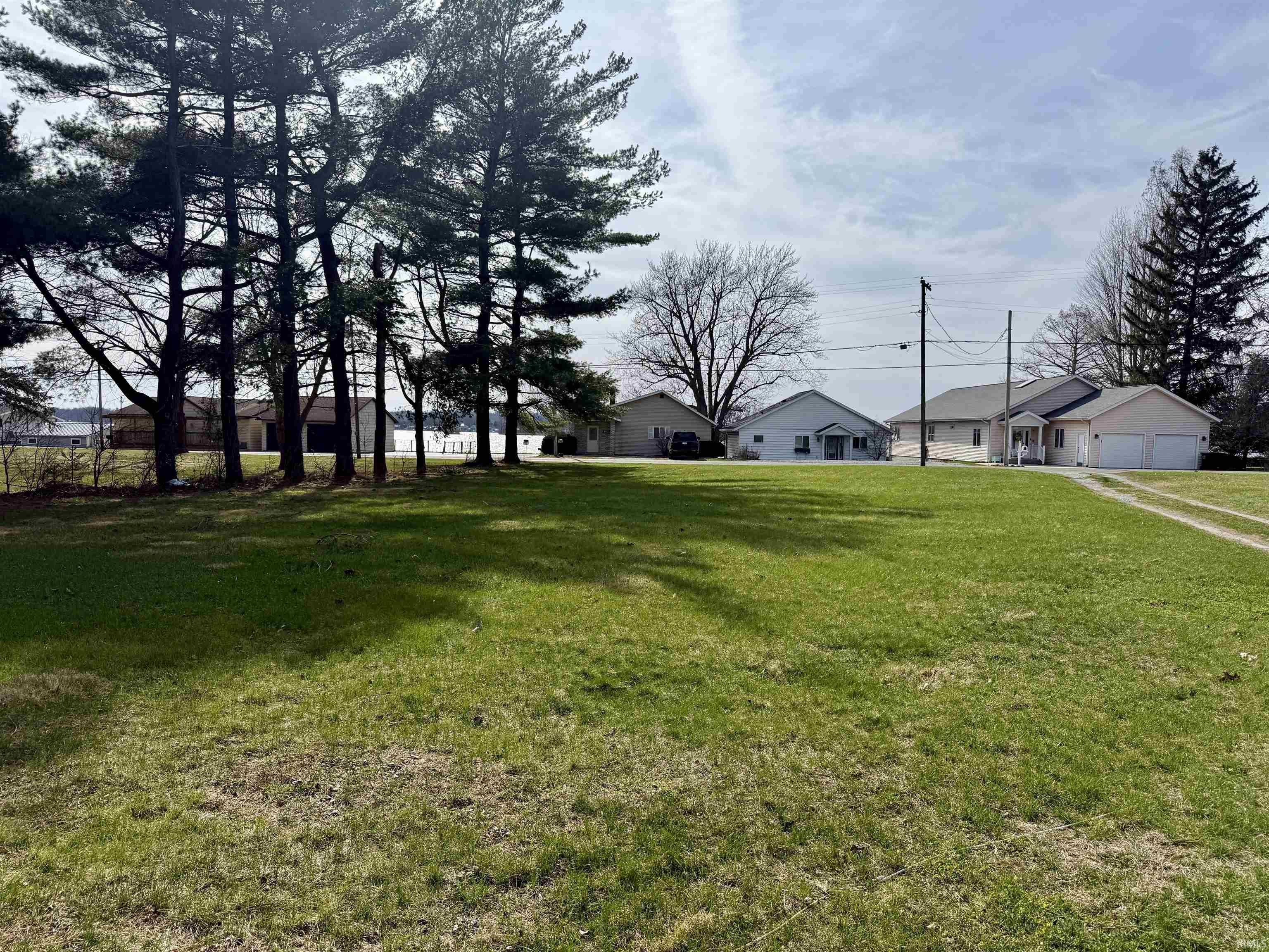 1622 Bessmore Park Road Rochester IN 46975