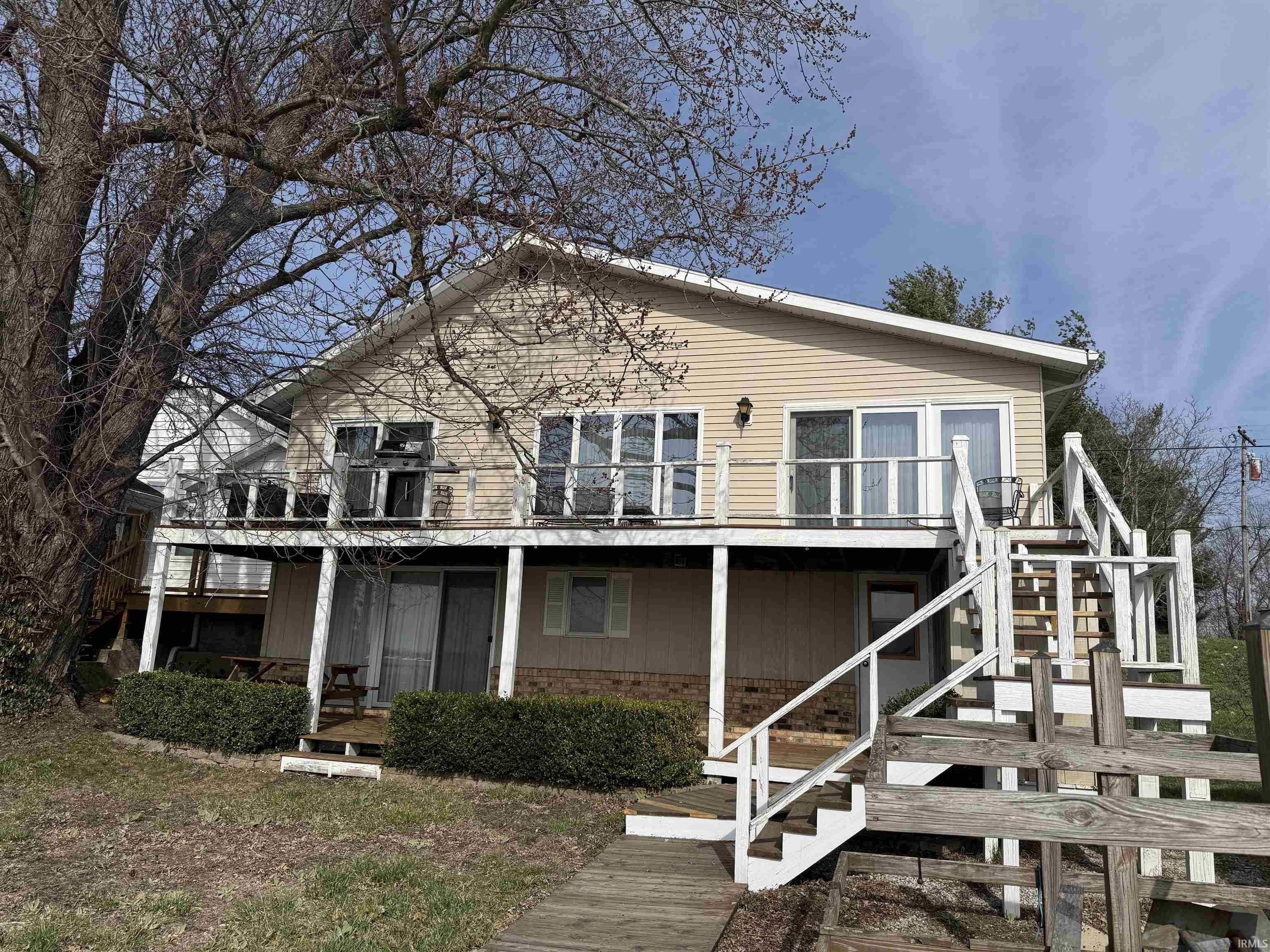 1622 Bessmore Park Road Rochester IN 46975