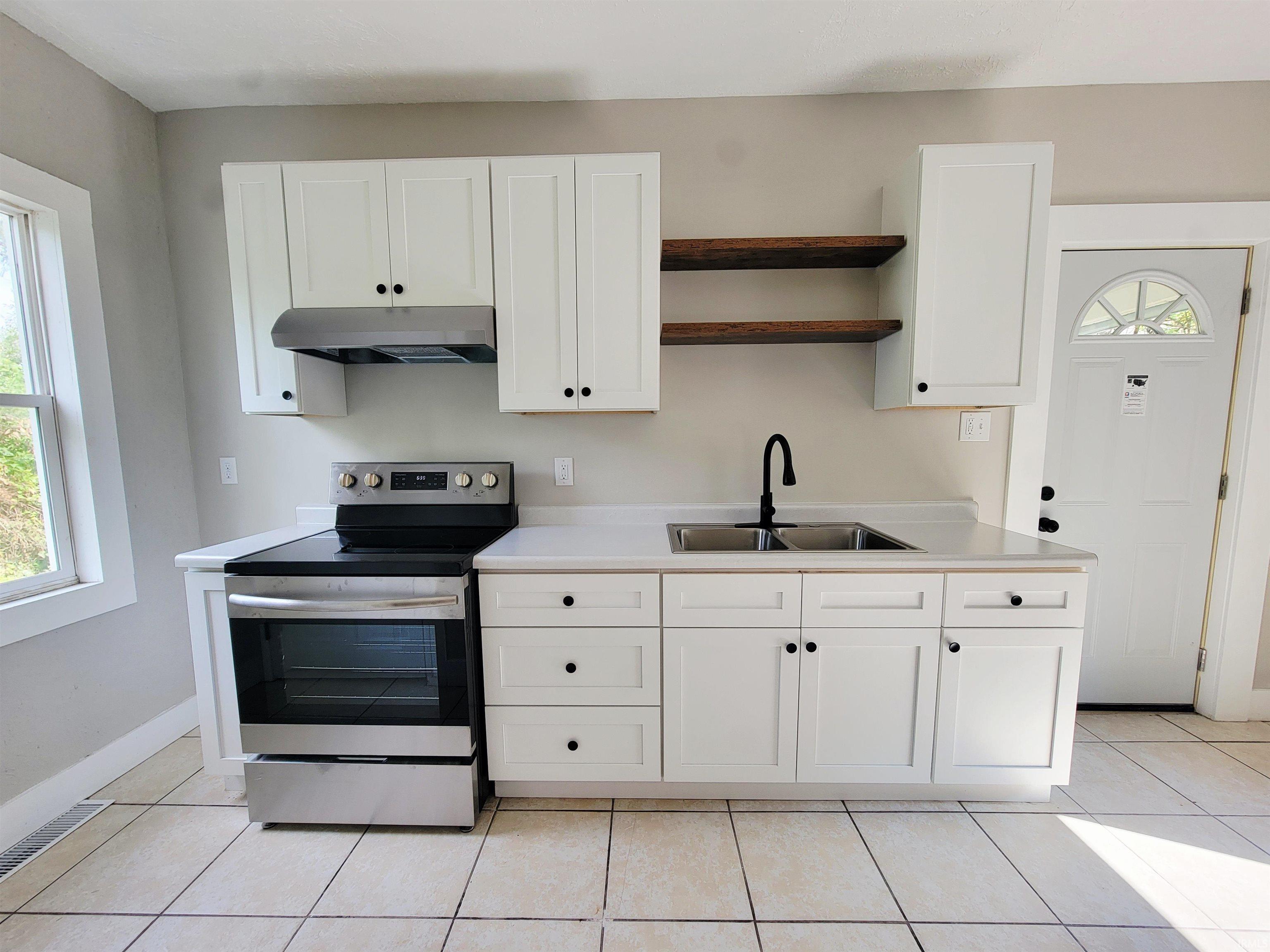 1233 Van Buren Street South Bend IN 46628
