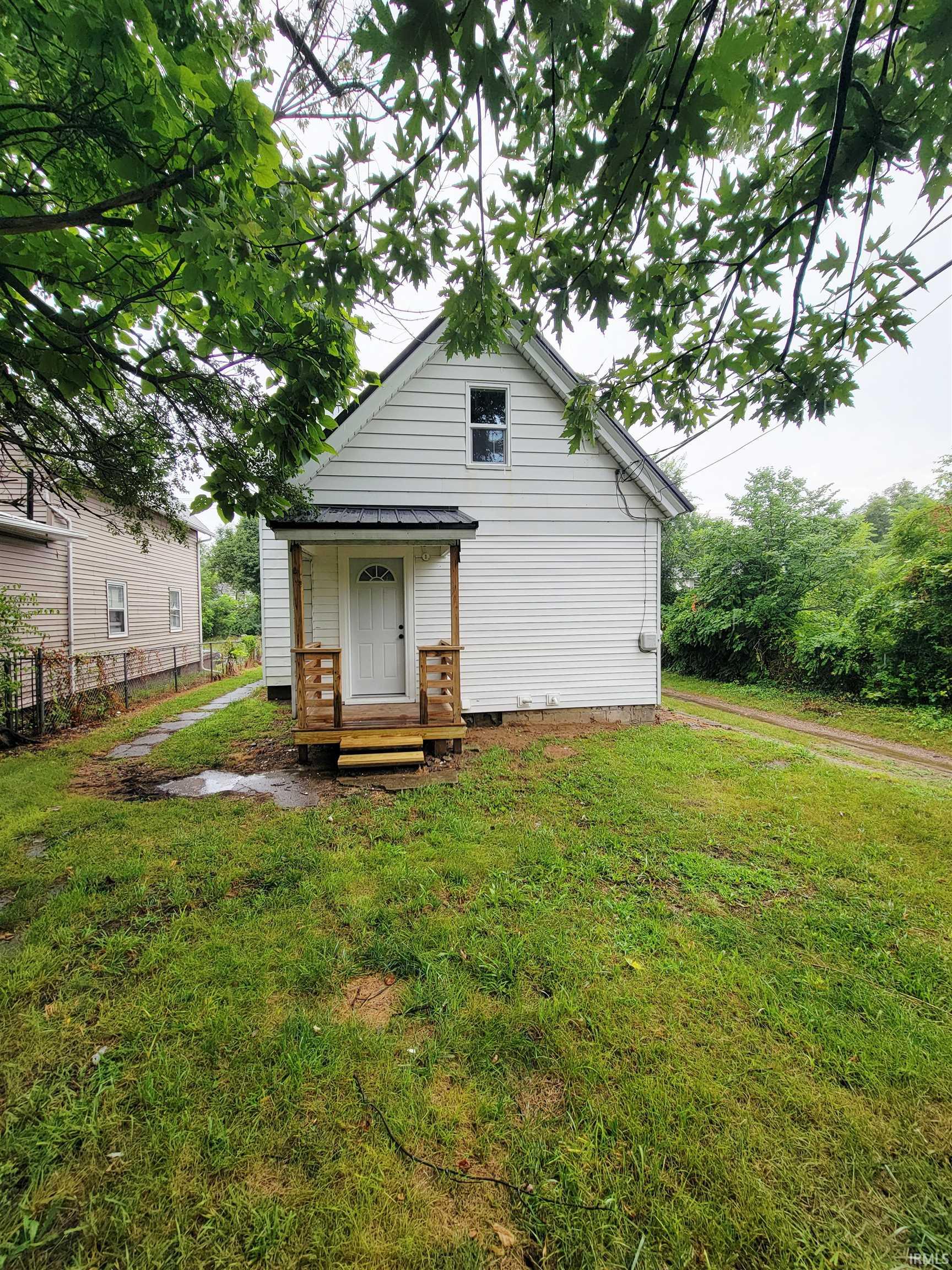 1233 Van Buren Street South Bend IN 46628