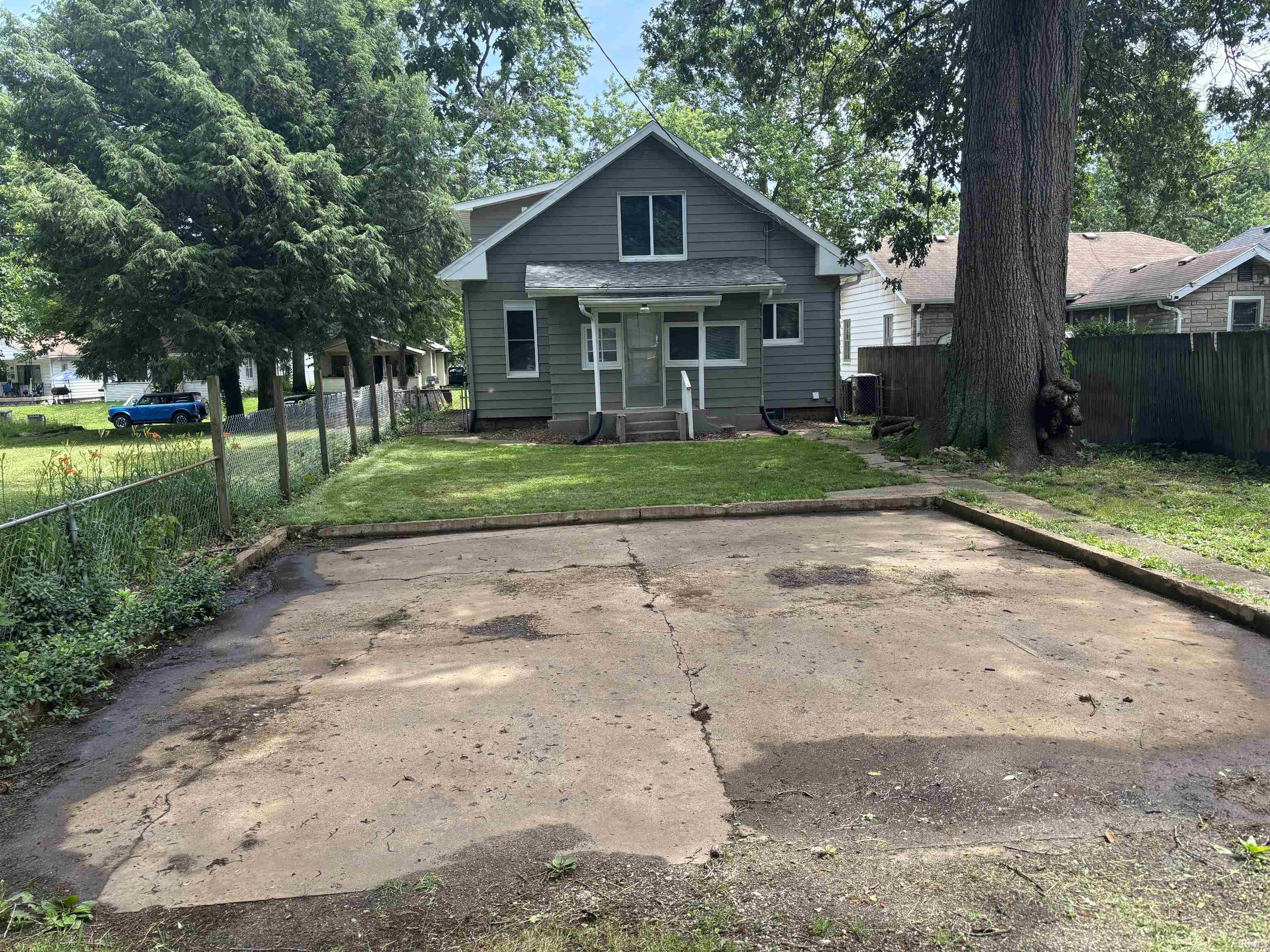 1321 N Brookfield Street South Bend IN 46628
