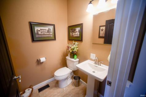 5753 N Golf Course Road Bicknell IN 47512