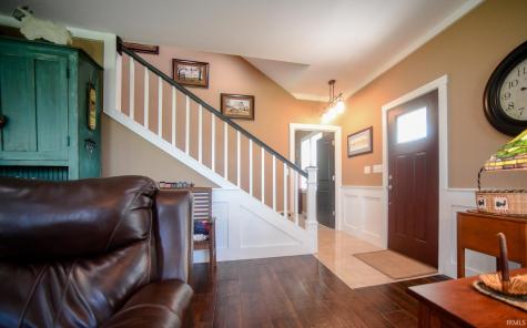5753 N Golf Course Road Bicknell IN 47512