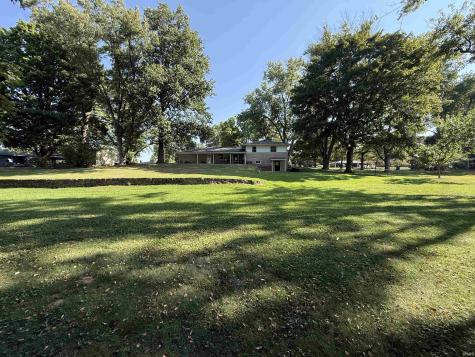 2703 Rose Drive Vincennes IN 47591