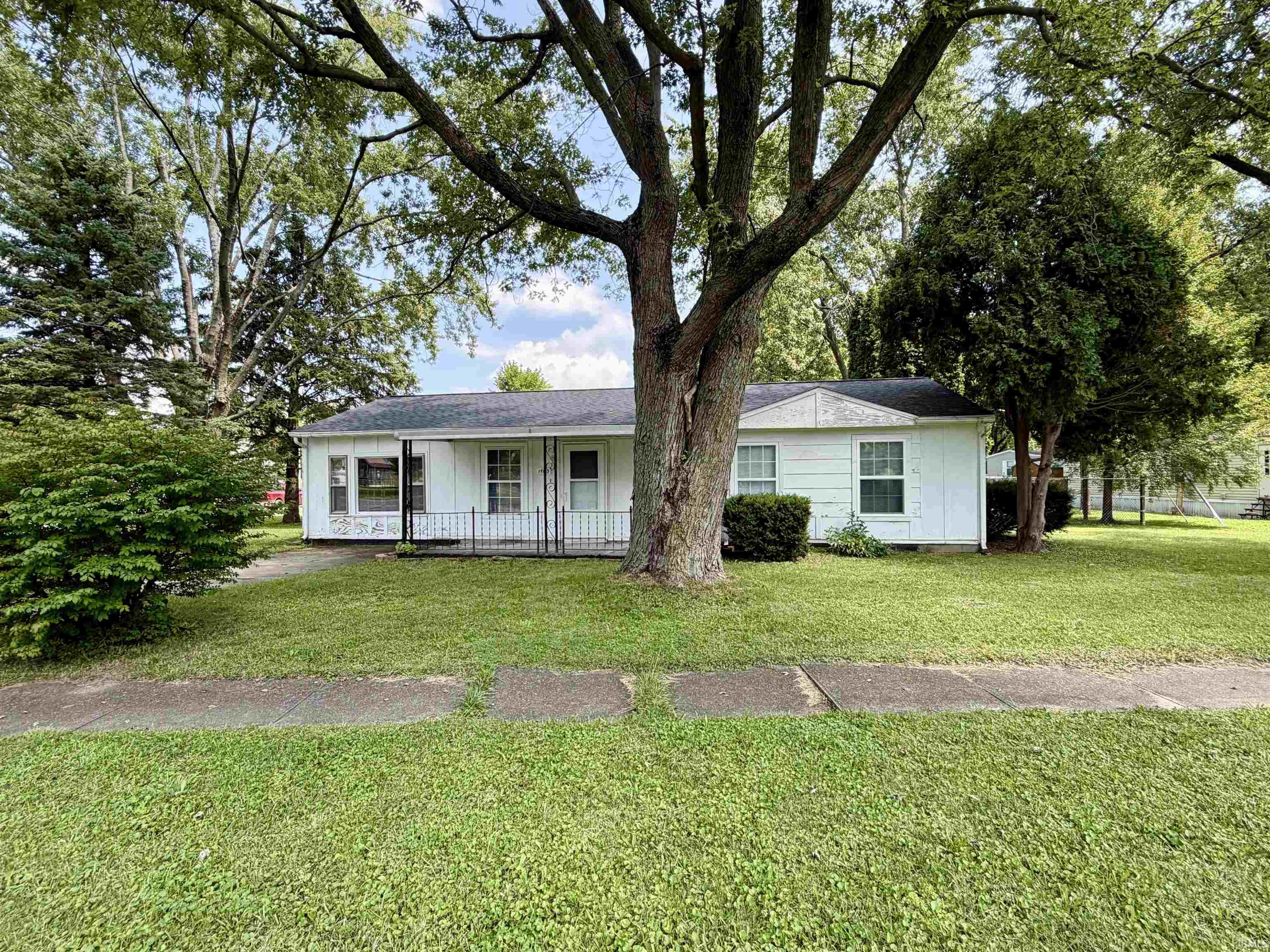 1403 S Miller Avenue Marion IN 46953