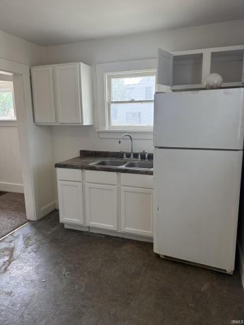 4438 Weisser Park Fort Wayne IN 46806
