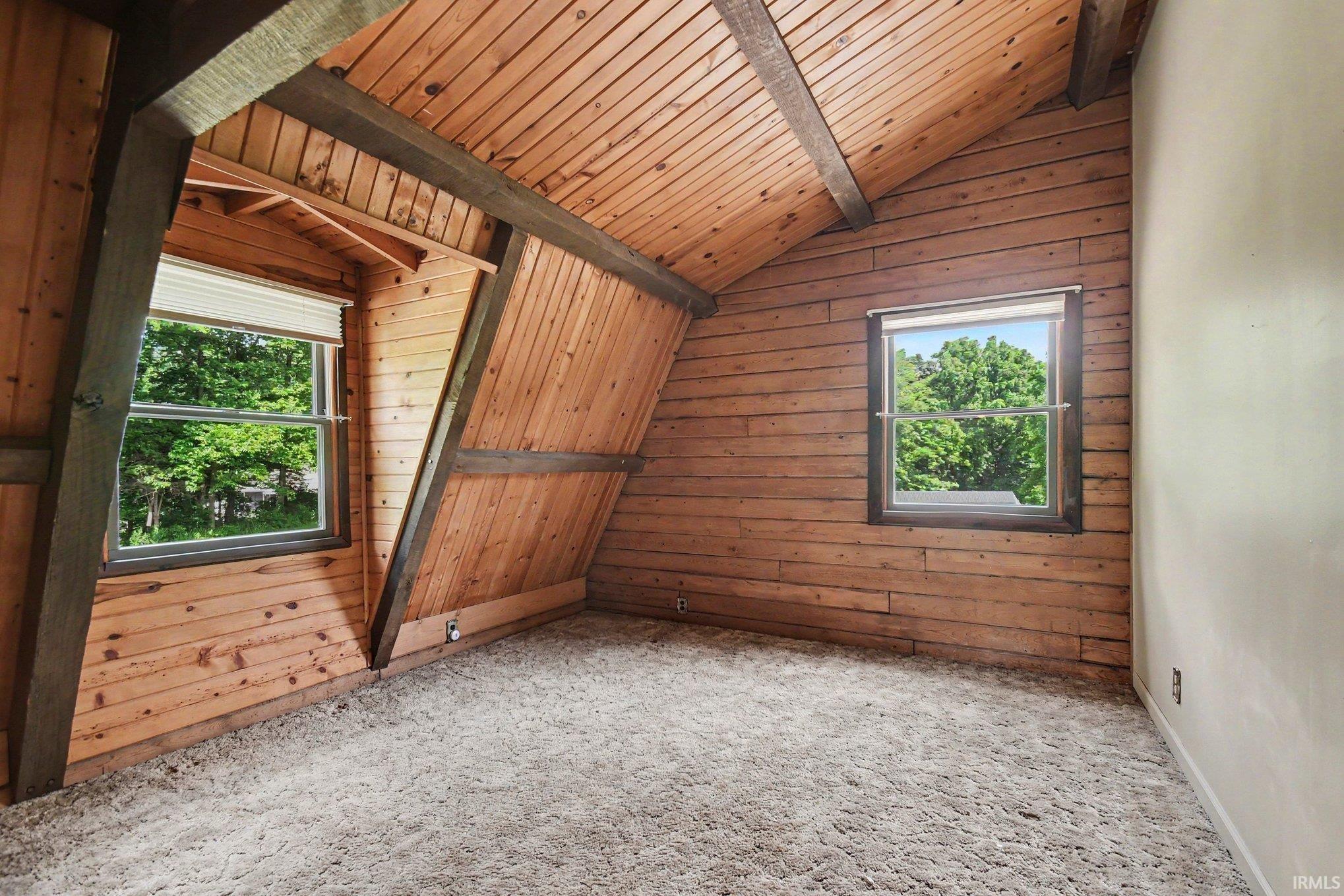 14727 County Road 108 Middlebury IN 46540