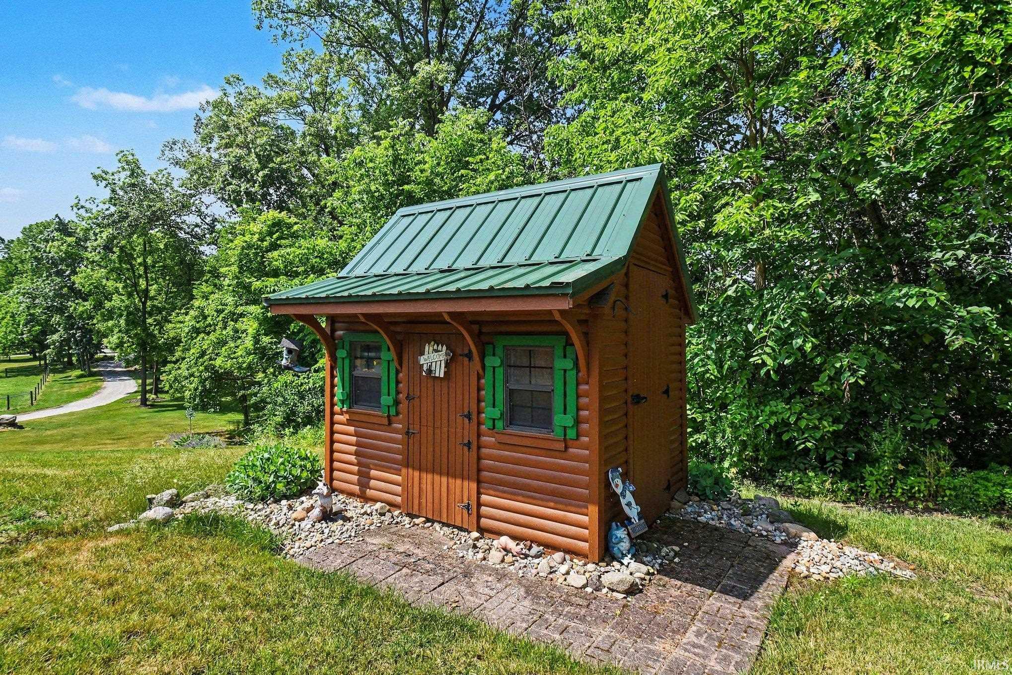 14727 County Road 108 Middlebury IN 46540