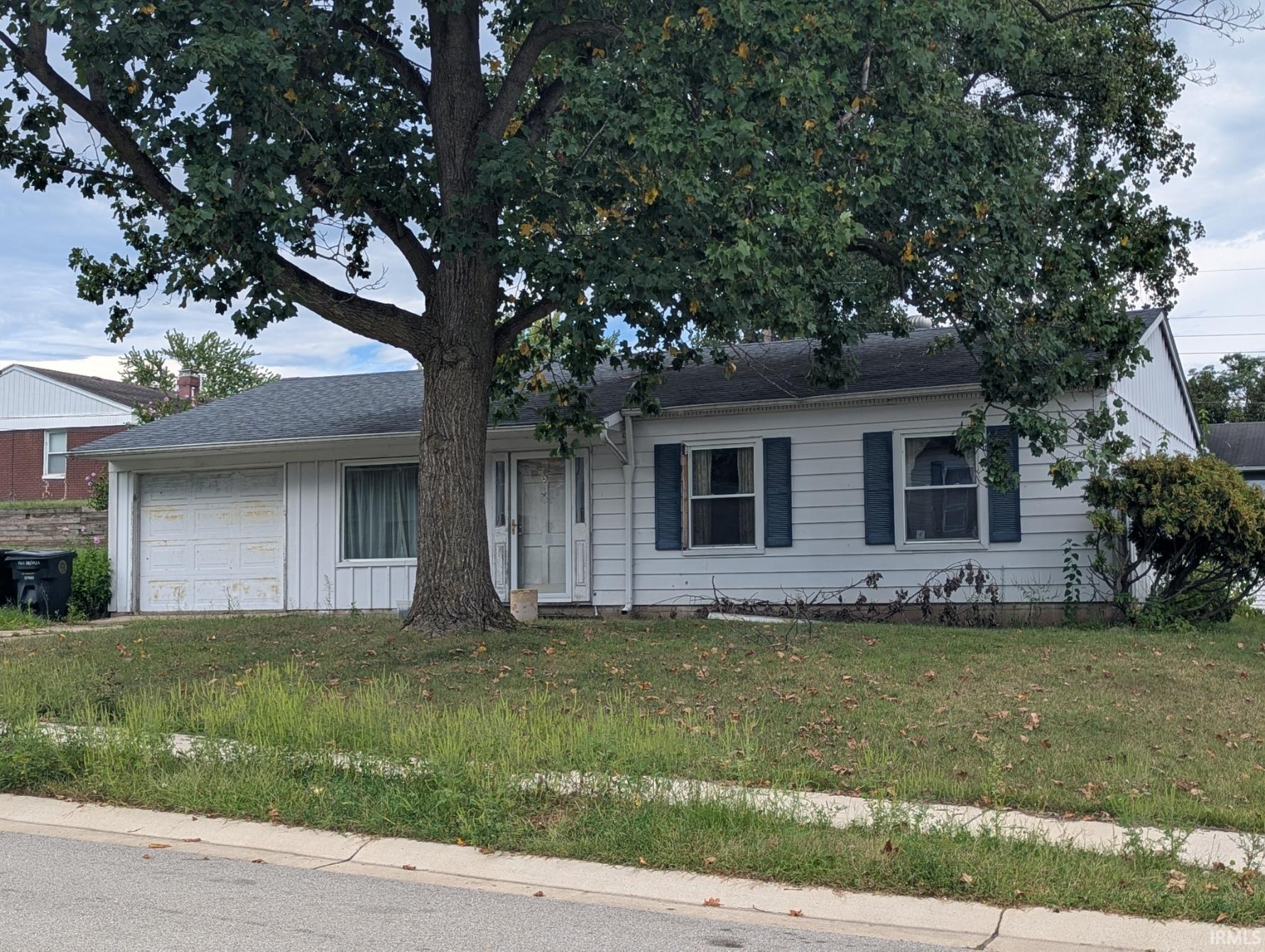 1523 Southlea Drive South Bend IN 46628