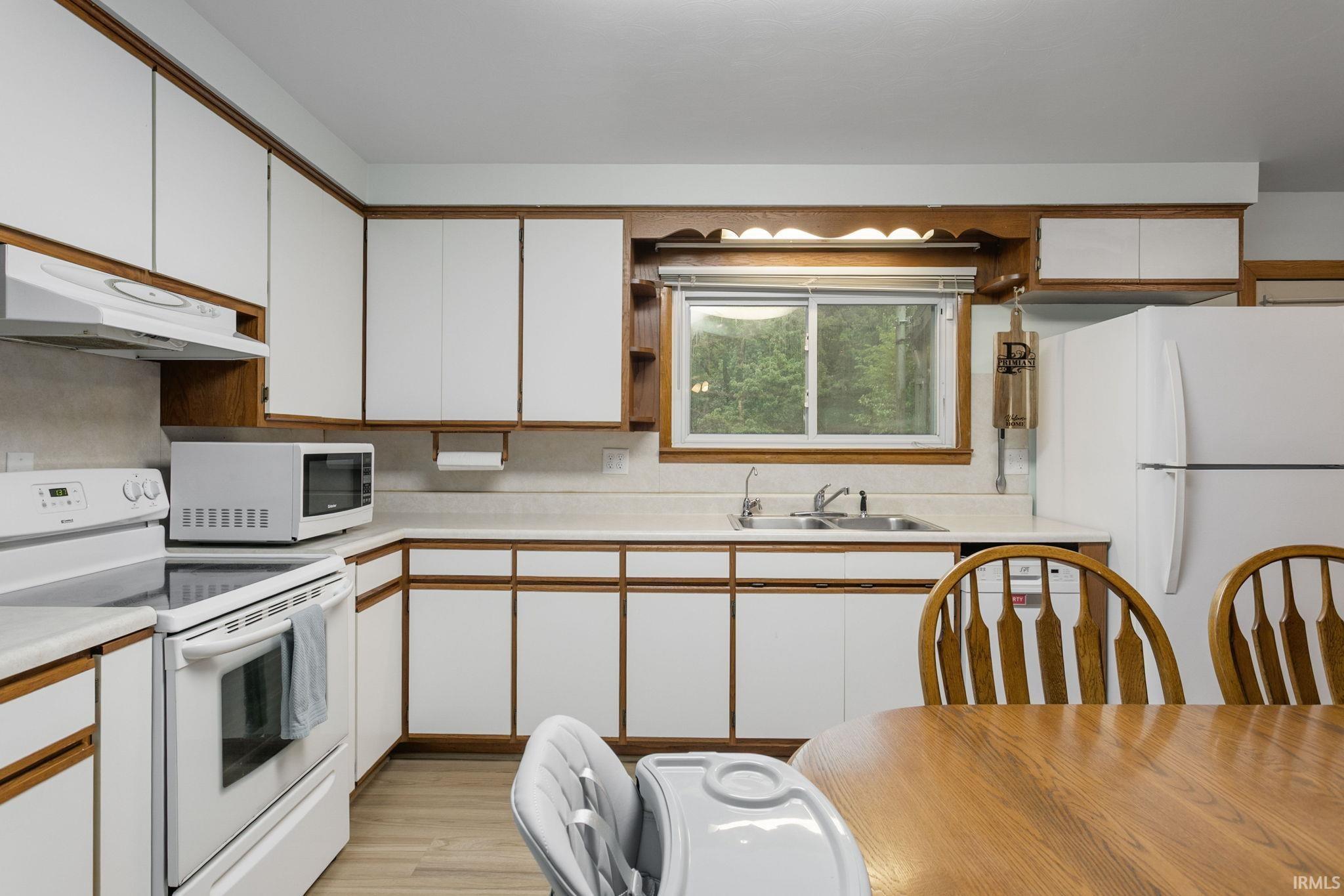 3703 W Old Road 30 Warsaw IN 46580