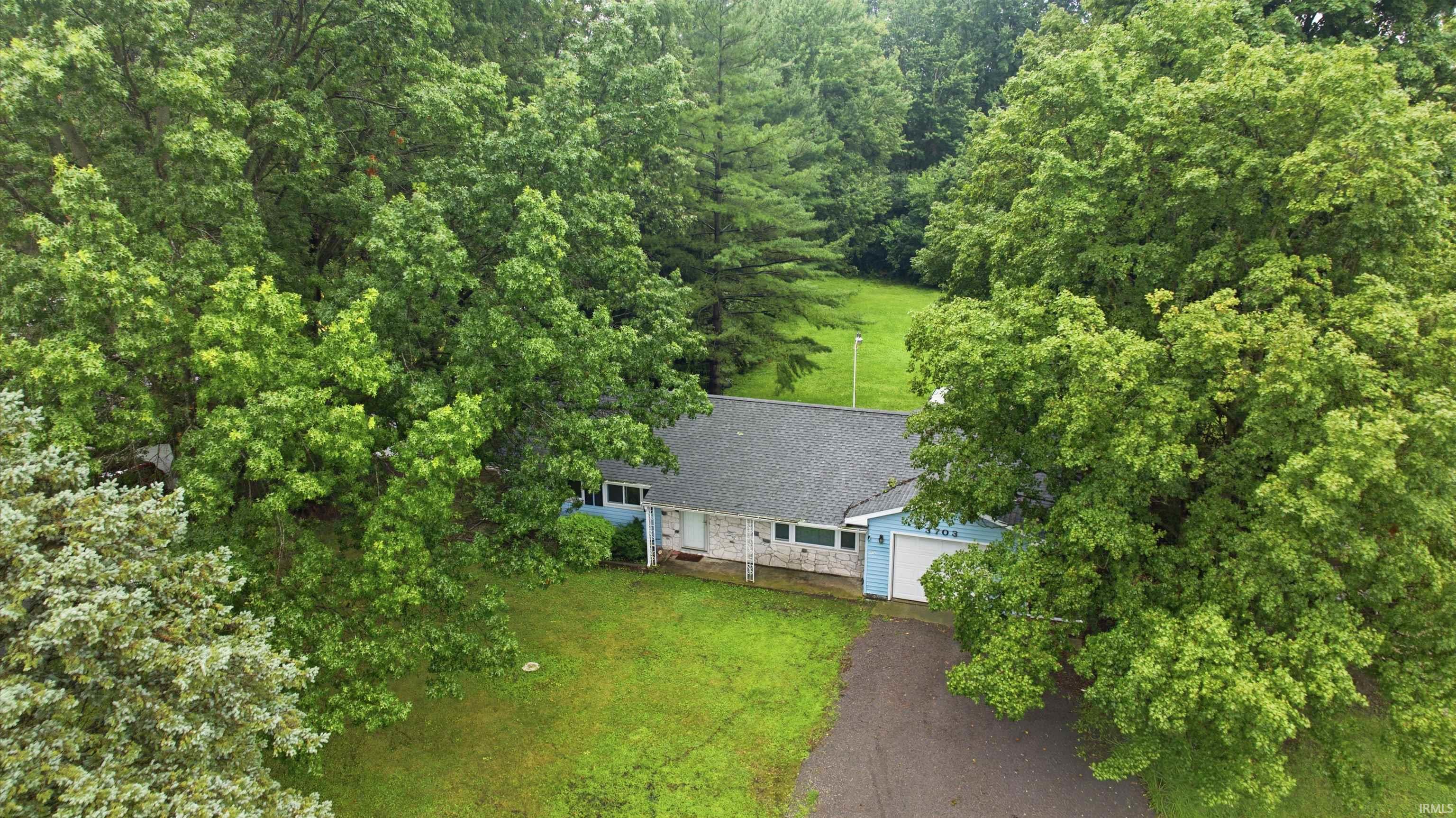 3703 W Old Road 30 Warsaw IN 46580