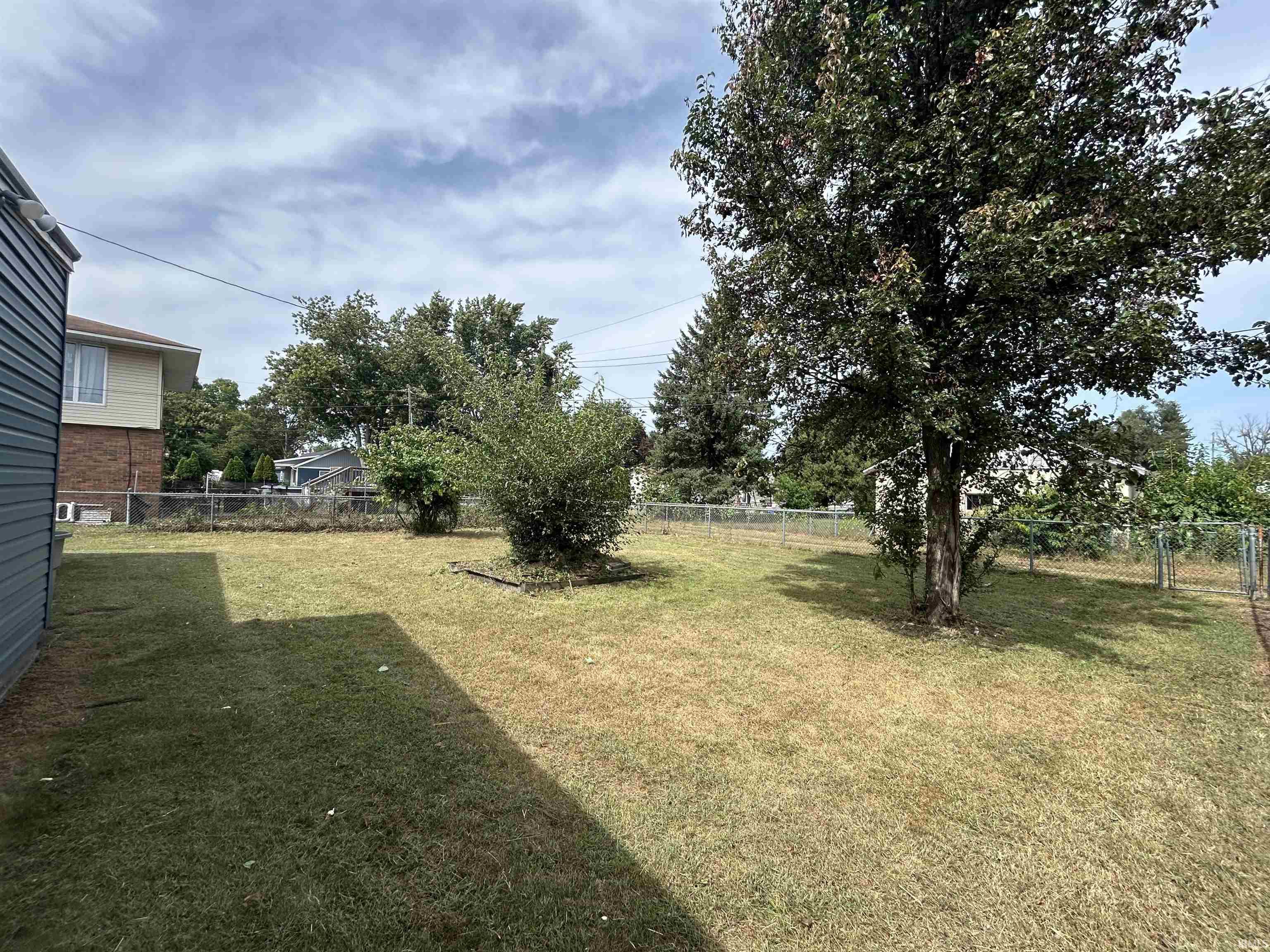 305 W New York Street Knox IN 46534