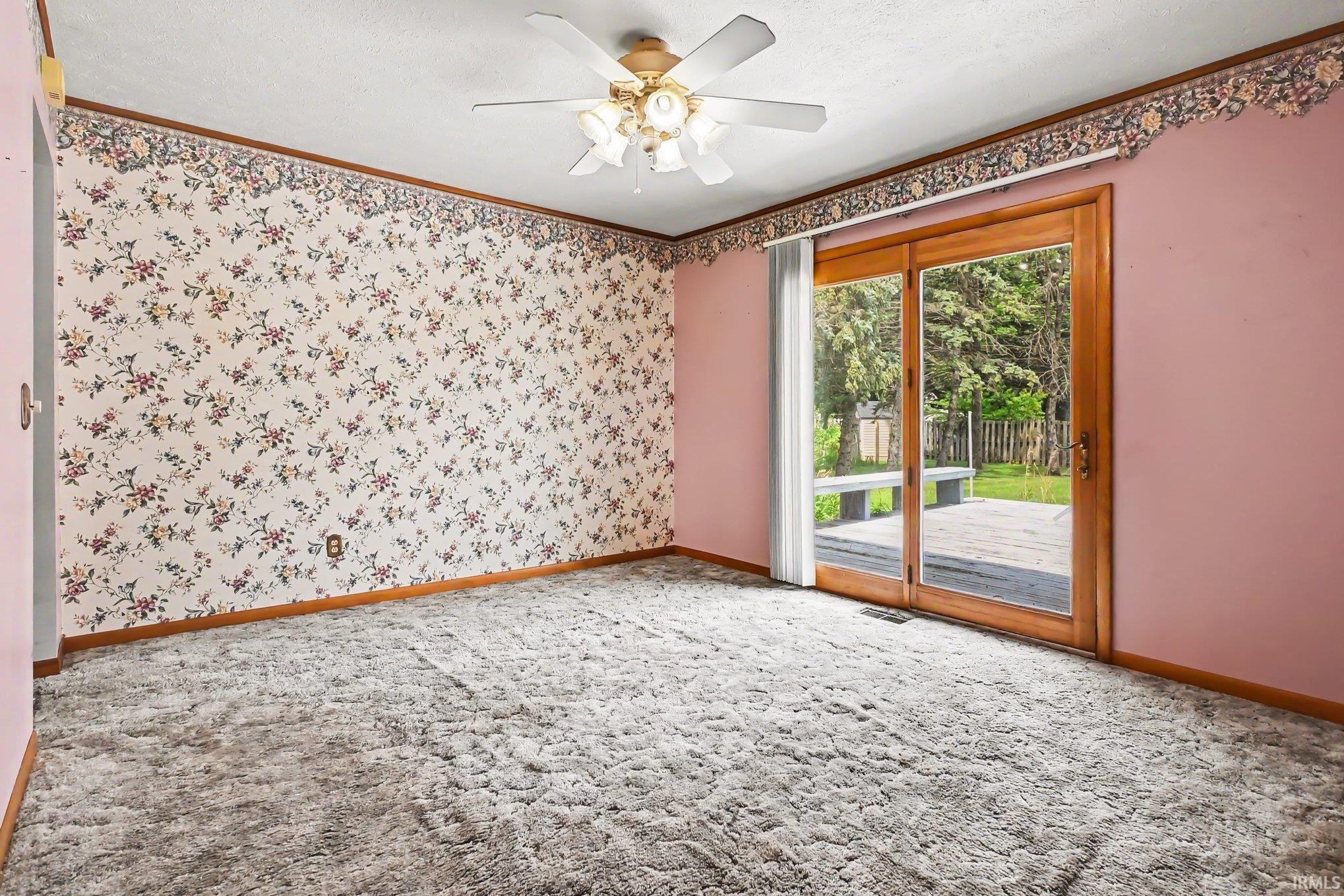 306 E Tulip Tree Drive Warsaw IN 46580