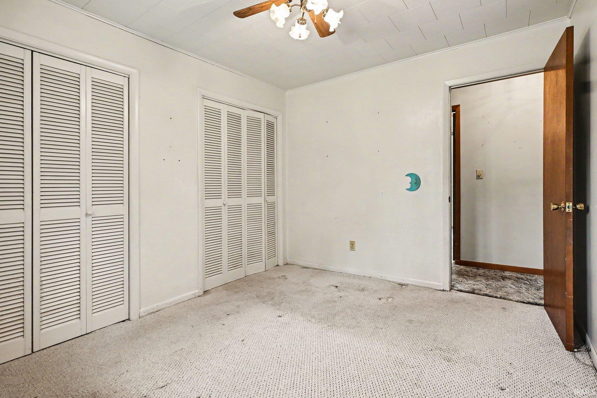 306 E Tulip Tree Drive Warsaw IN 46580
