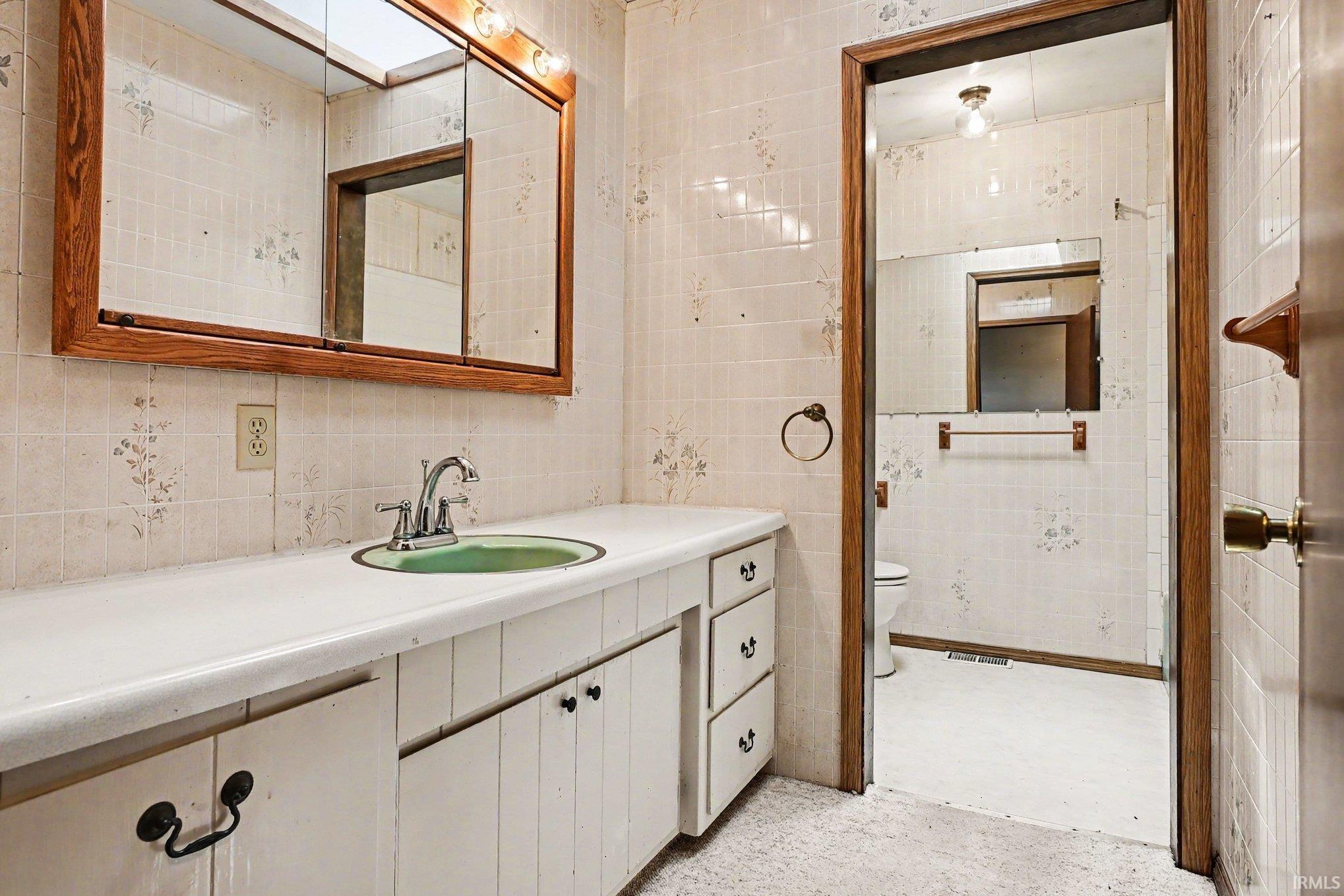 306 E Tulip Tree Drive Warsaw IN 46580
