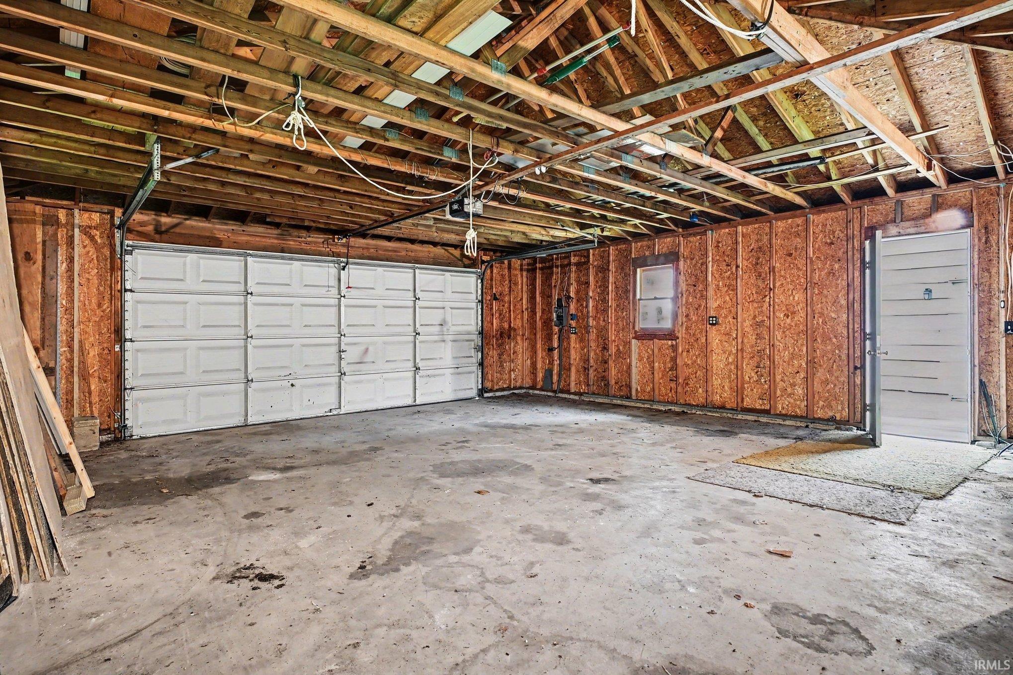 306 E Tulip Tree Drive Warsaw IN 46580