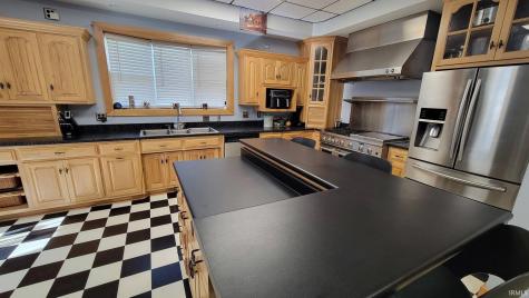 1160 Poplar Street Huntington IN 46750