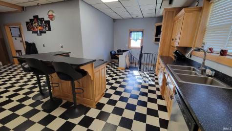 1160 Poplar Street Huntington IN 46750