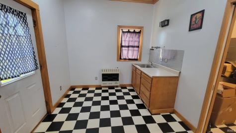 1160 Poplar Street Huntington IN 46750