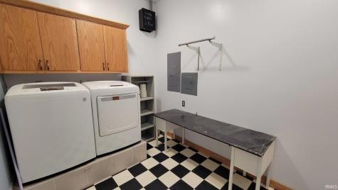 1160 Poplar Street Huntington IN 46750