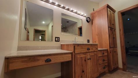 1160 Poplar Street Huntington IN 46750