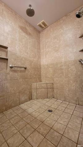 1160 Poplar Street Huntington IN 46750