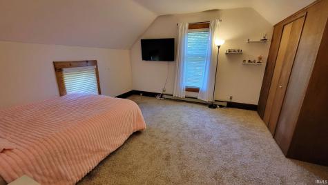 1160 Poplar Street Huntington IN 46750