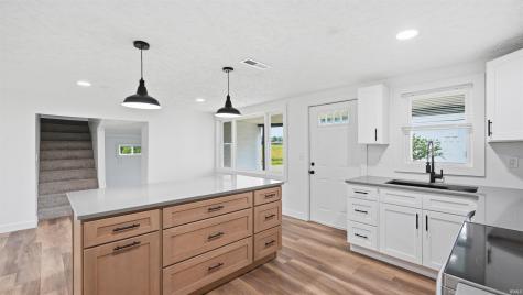 12021 E Jackson Street Parker City IN 47368