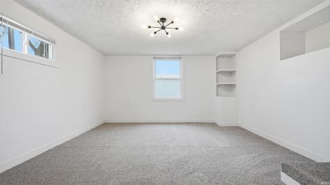12021 E Jackson Street Parker City IN 47368
