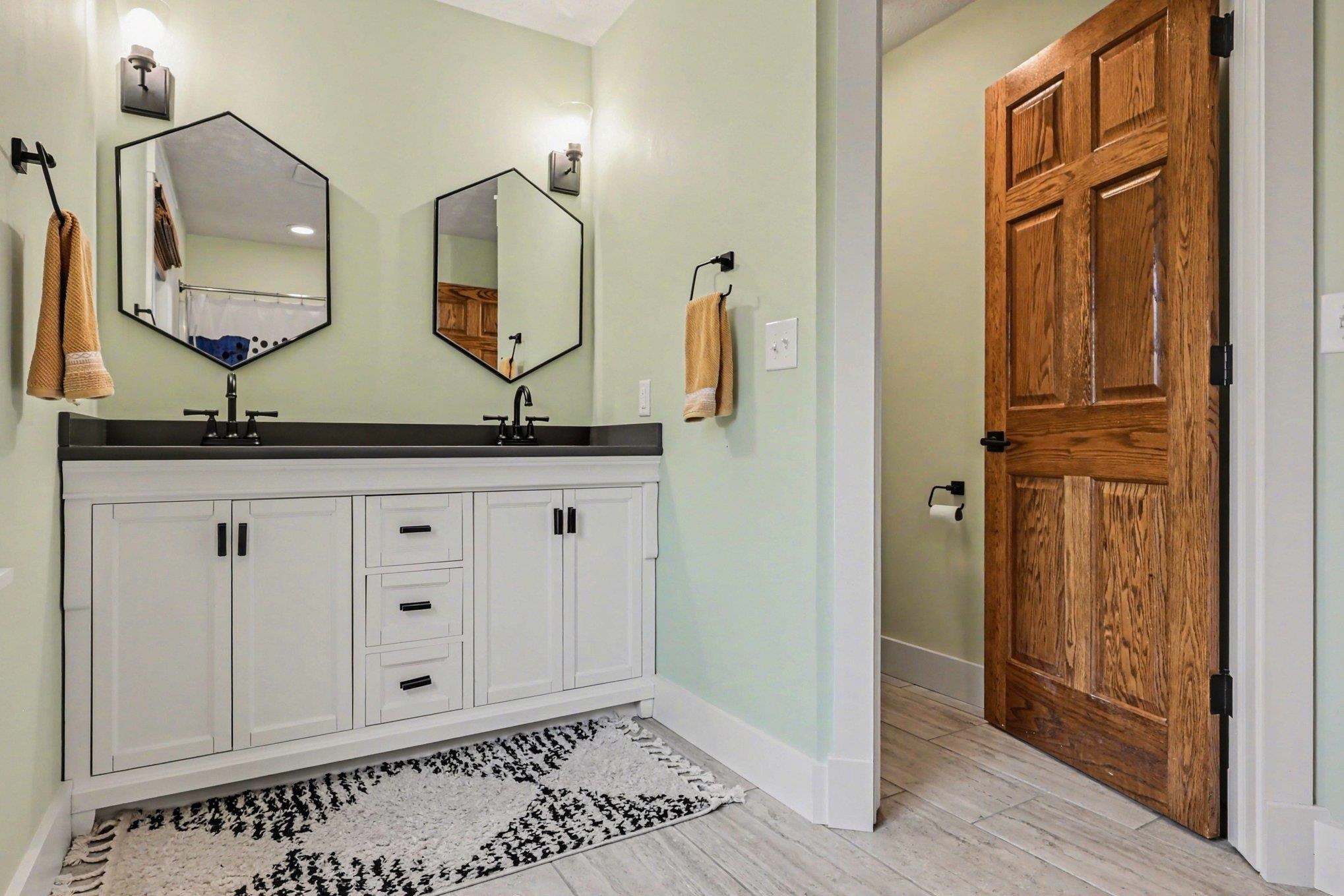 21758 E Sandy Hill Lane South Bend IN 46628
