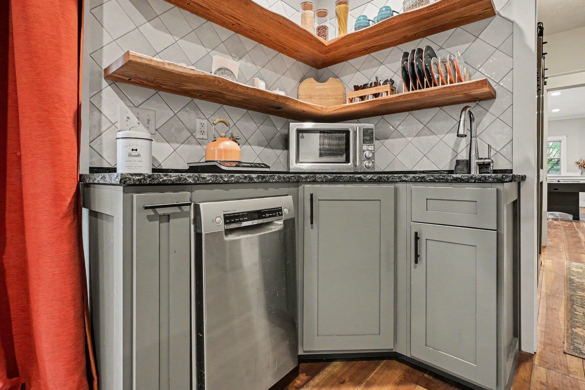 21758 E Sandy Hill Lane South Bend IN 46628