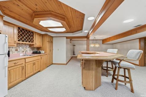 10002 Crown Point Drive Fort Wayne IN 46804