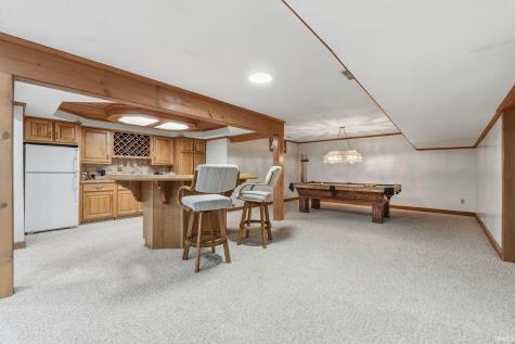 10002 Crown Point Drive Fort Wayne IN 46804