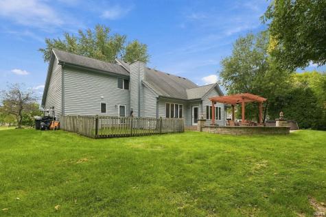 10002 Crown Point Drive Fort Wayne IN 46804