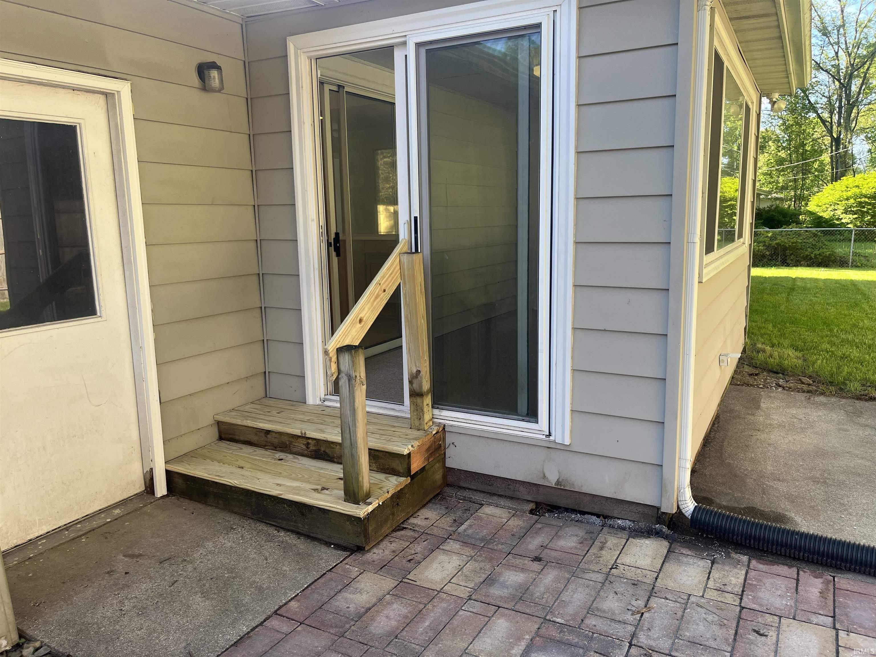 54529 Merry Drive Elkhart IN 46516