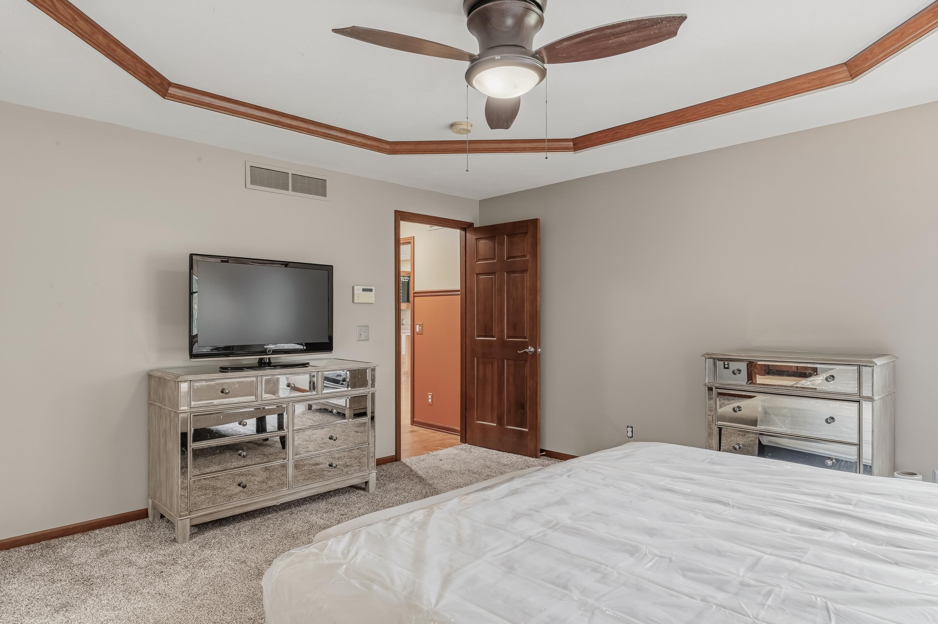 105 S Hunters Ridge Drive Warsaw IN 46582