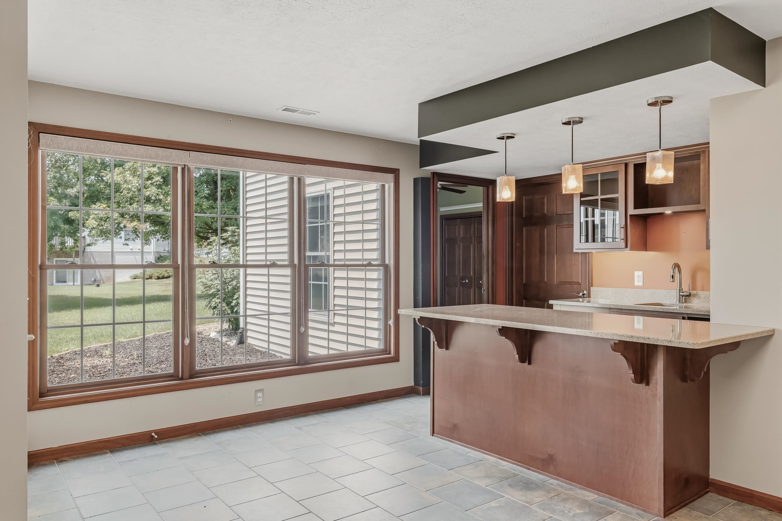 105 S Hunters Ridge Drive Warsaw IN 46582