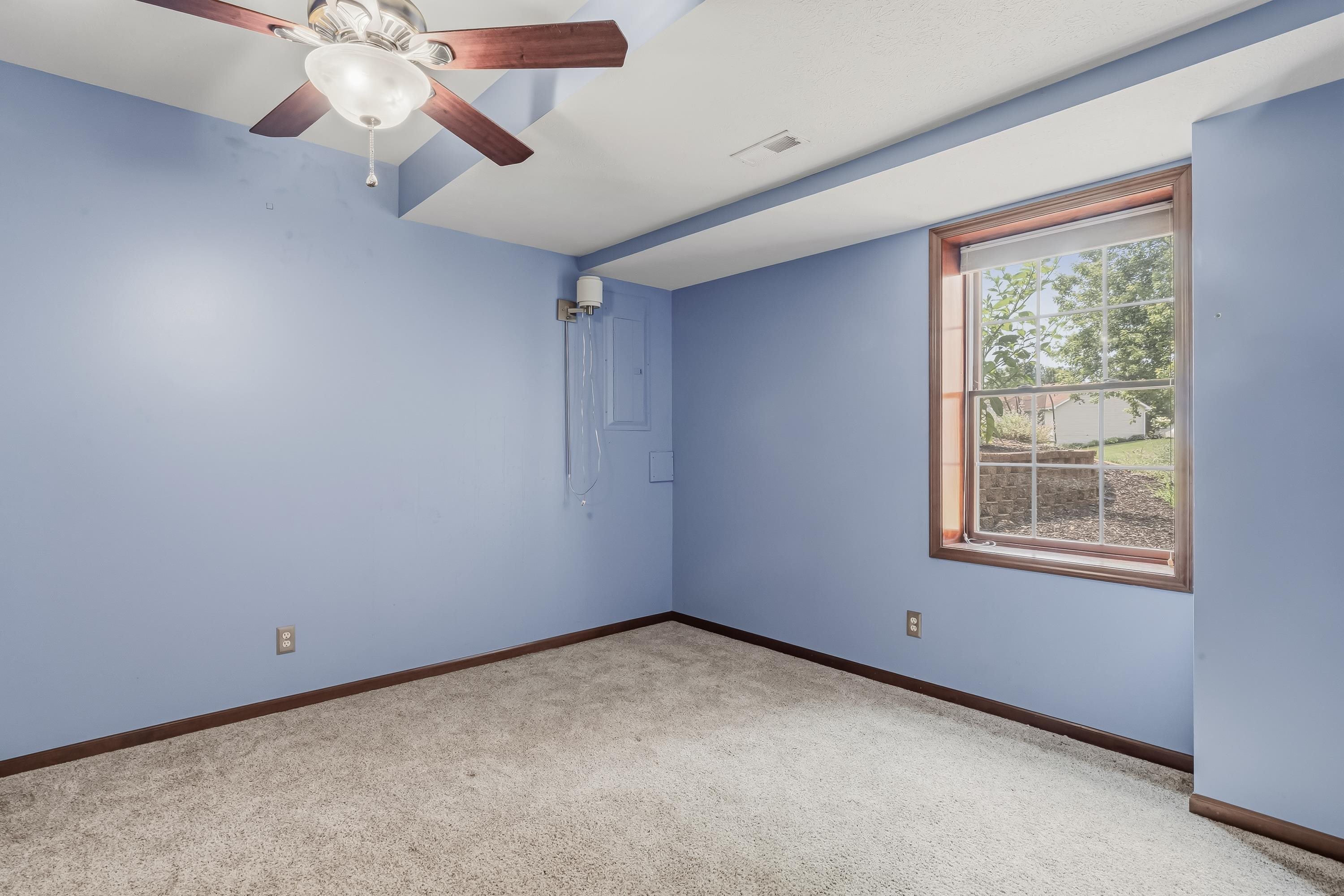 105 S Hunters Ridge Drive Warsaw IN 46582