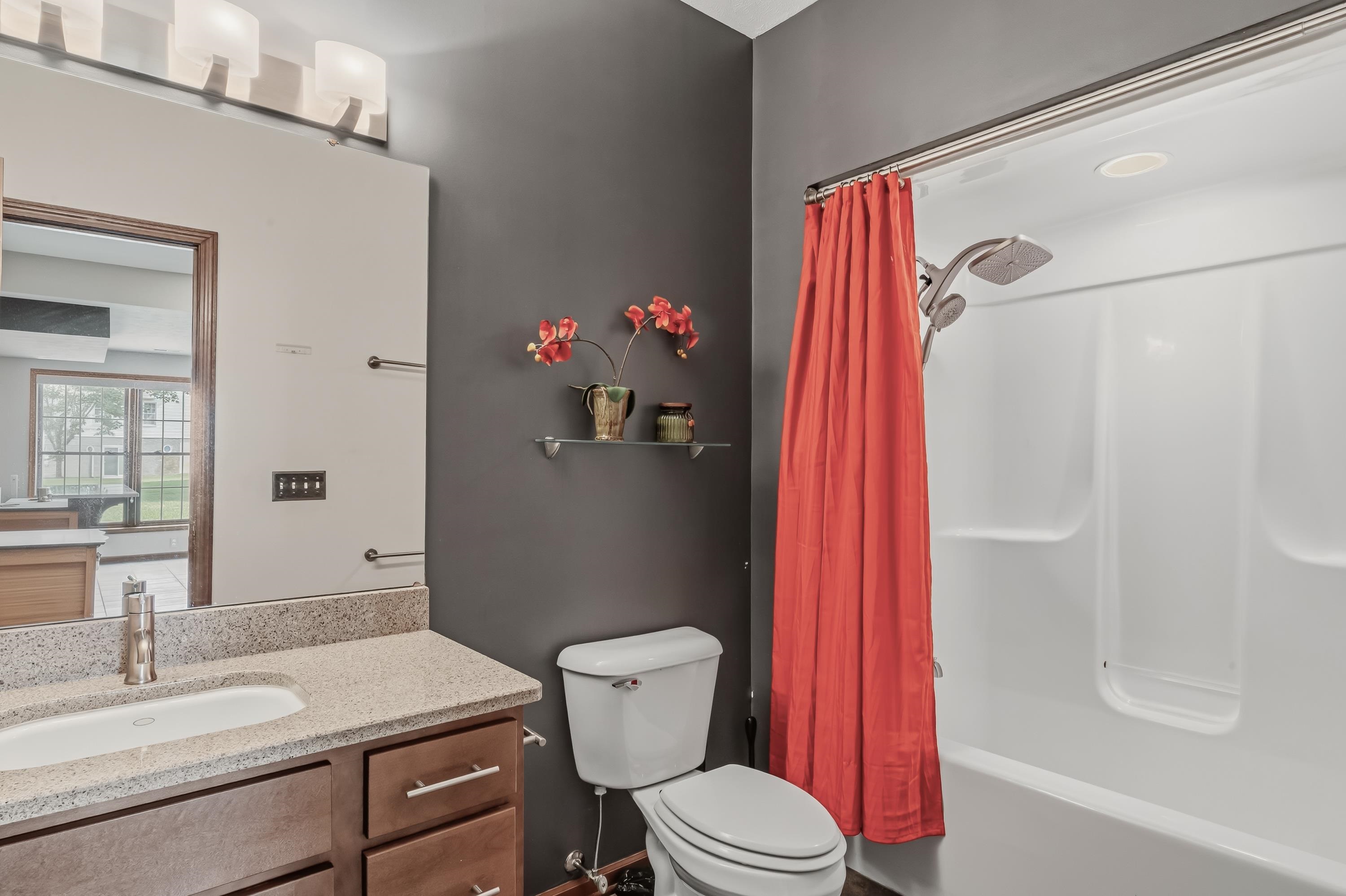 105 S Hunters Ridge Drive Warsaw IN 46582