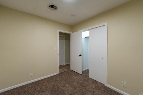 2312 N 200 E Road Anderson IN 46012