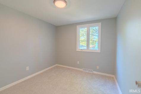 4614 Willard Drive Fort Wayne IN 46815