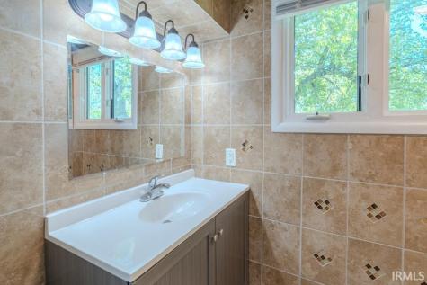 4614 Willard Drive Fort Wayne IN 46815