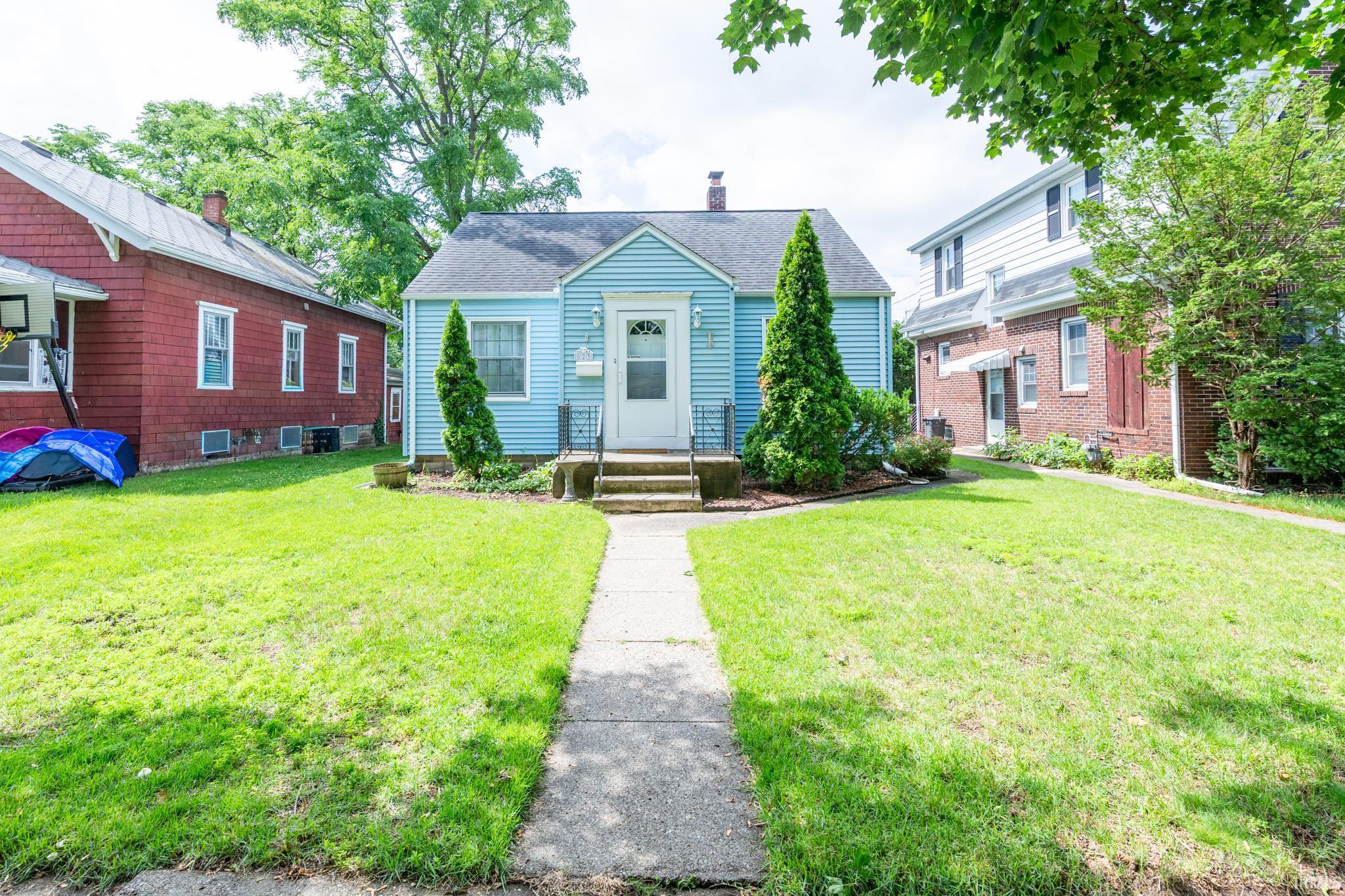 823 W Grove Street Mishawaka IN 46545