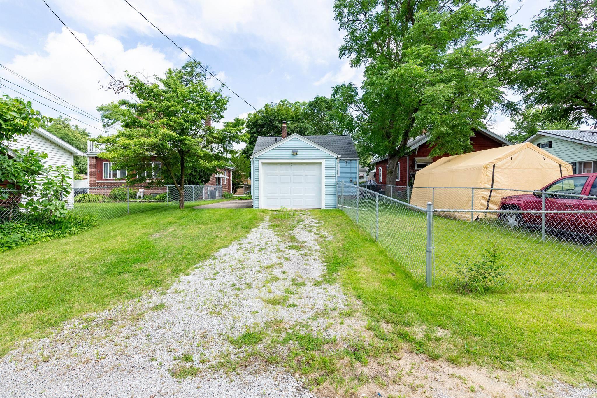 823 W Grove Street Mishawaka IN 46545