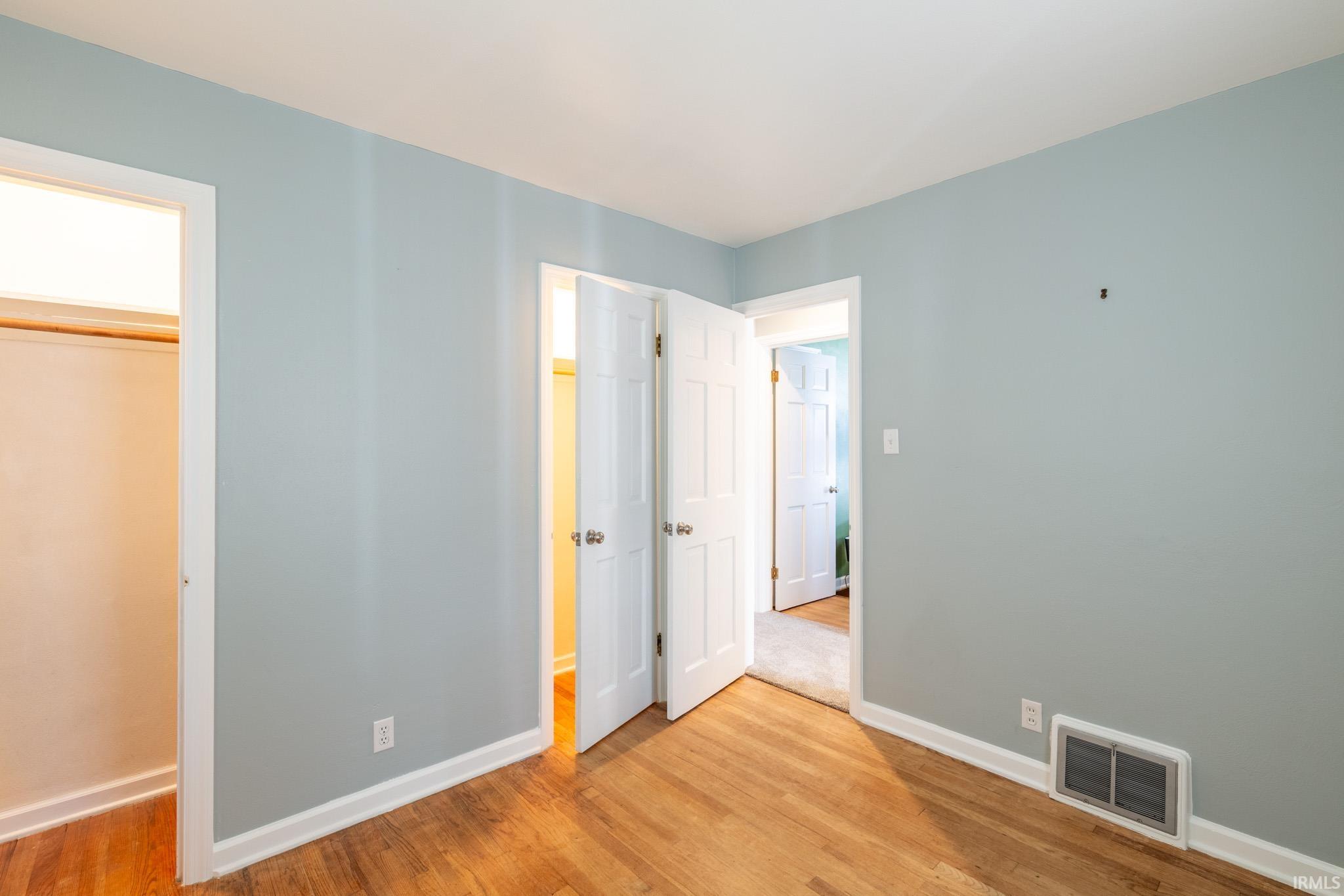 823 W Grove Street Mishawaka IN 46545