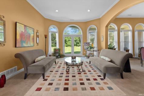 5813 Wayne Trace Fort Wayne IN 46816