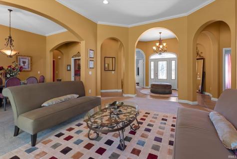 5813 Wayne Trace Fort Wayne IN 46816