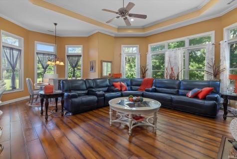 5813 Wayne Trace Fort Wayne IN 46816